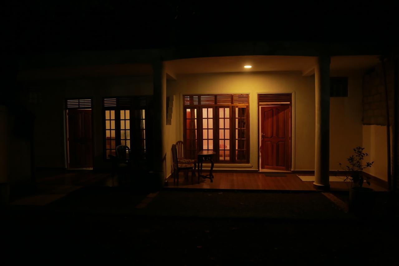 Hotel Mango Tree Nearest Adam'S Peak Nallathanniya ภายนอก รูปภาพ